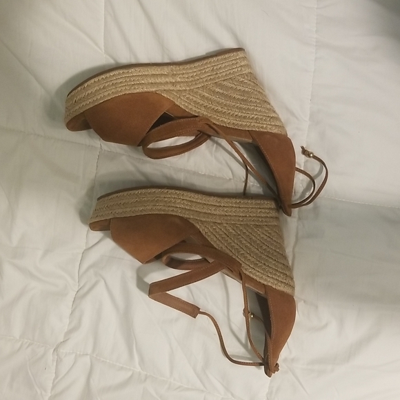 Ugg wedge sandals/espadrilles - Picture 6 of 8